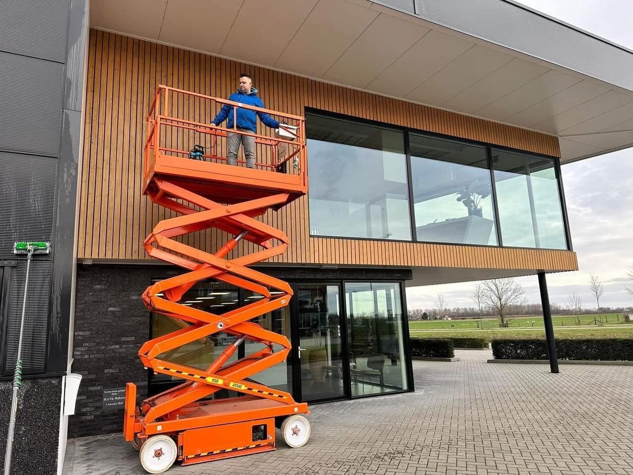 Werkzaamheden Clear Windows 1